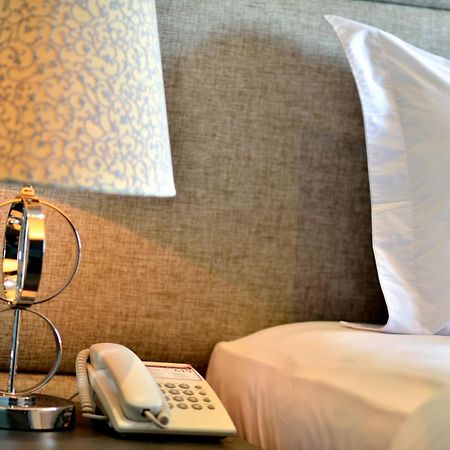 Serela Merdeka By Kagum Hotels Bandung Exterior photo